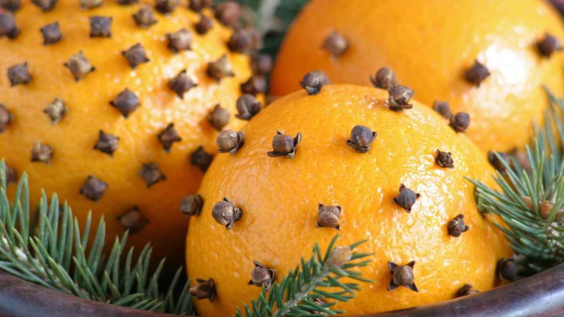 Craft holiday magic with fragrant orange pomanders!